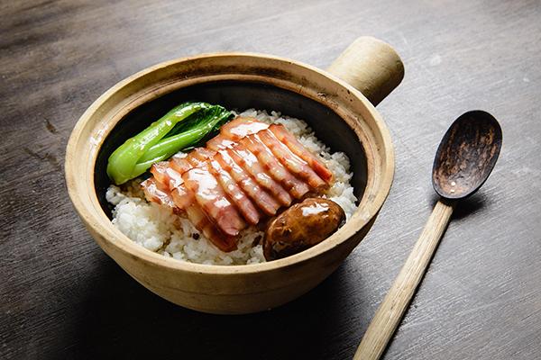 金秋腊味煲仔饭